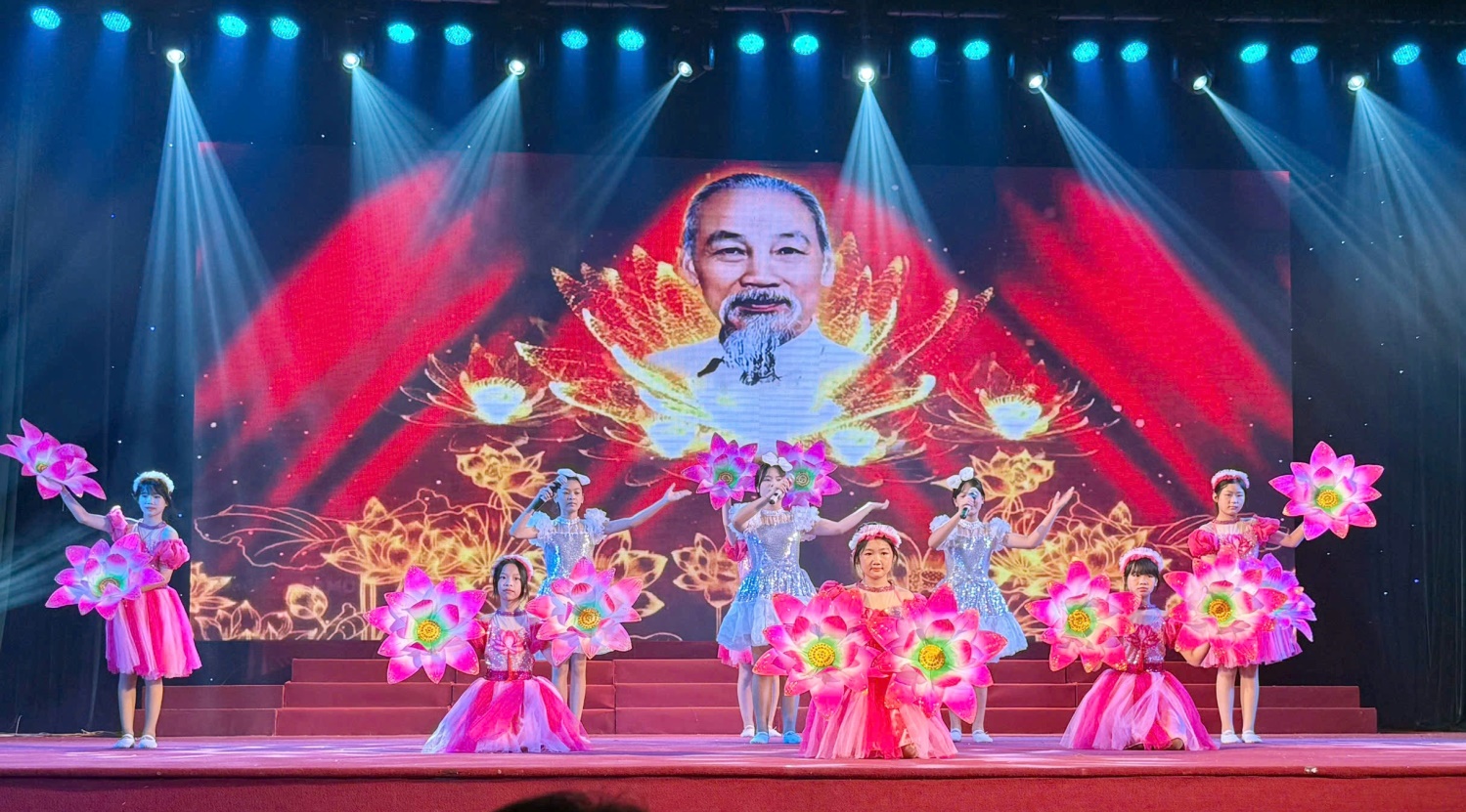 Trần Phú: Sôi nổi tham gia Hội thi “Thiếu nhi Thủ đô tuyên truyền giới thiệu sách, Múa hát tập thể và Ca khúc măng non” Thành phố năm 2025- Ảnh 3.