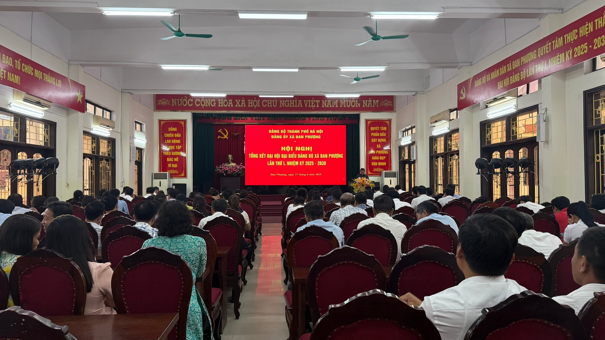 Đảng ủy xã Đan Phượng tổng kết công tác Đại hội Đảng bộ xã lần thứ I, nhiệm kỳ 2025-2030.- Ảnh 1.