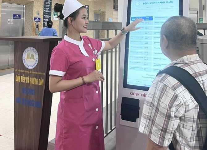 Bệnh viện Thanh Nhàn đẩy mạnh chuyển đổi số nâng cao chất lượng khám chữa bệnh- Ảnh 2.
