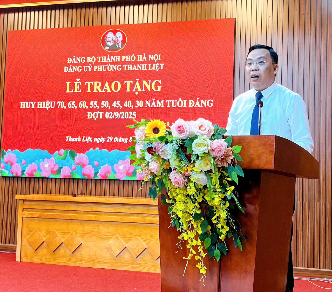 “Huy hiệu Đảng – Dấu ấn vẻ vang trong hành trình cống hiến của 108 đảng viên phường Thanh Liệt- Ảnh 6.