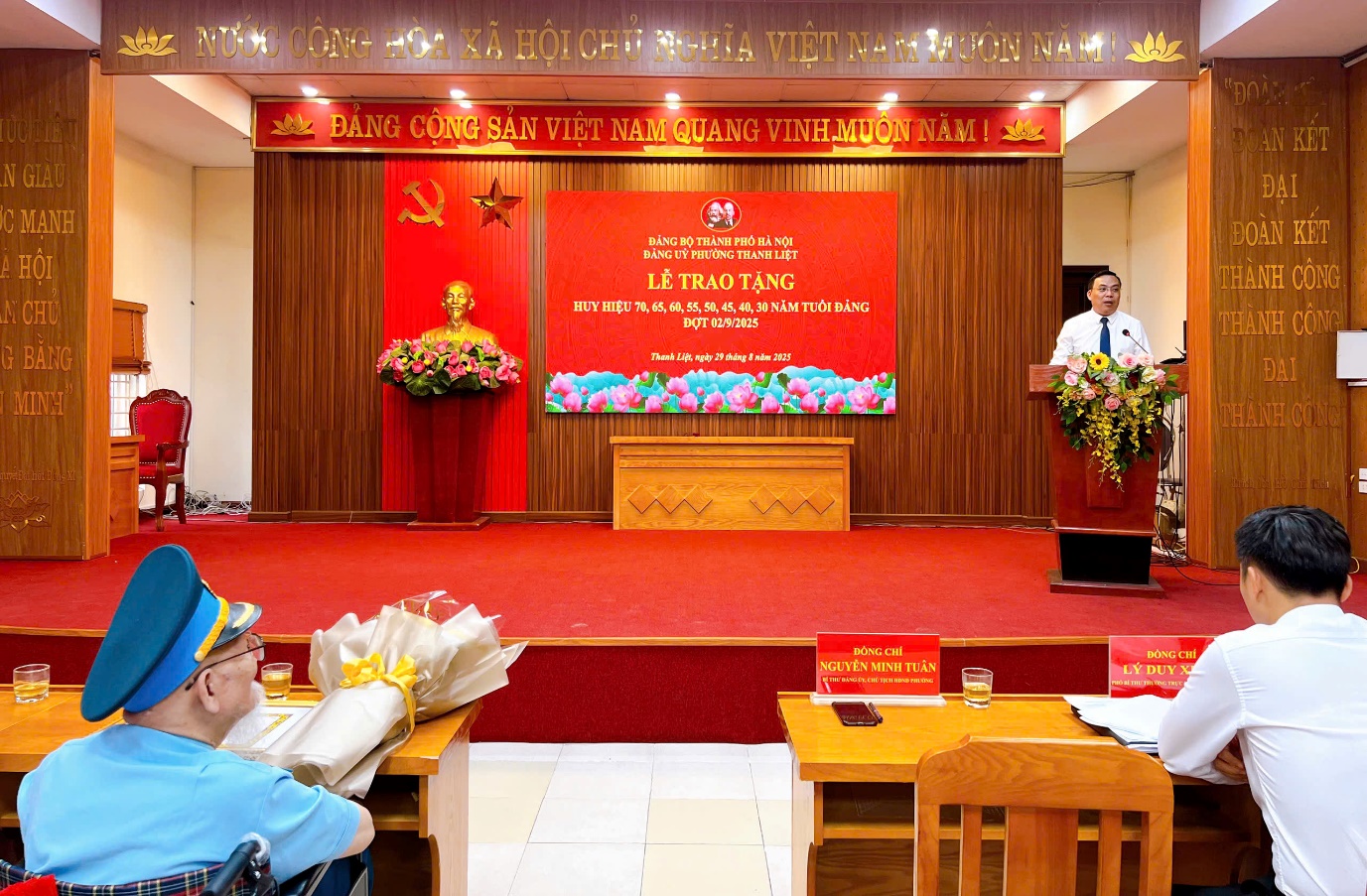 “Huy hiệu Đảng – Dấu ấn vẻ vang trong hành trình cống hiến của 108 đảng viên phường Thanh Liệt- Ảnh 7.