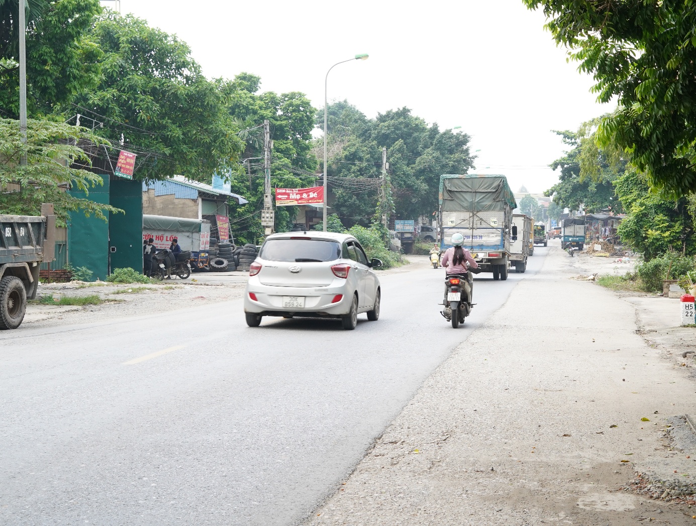 Phường Chương Mỹ ra quân giải tỏa vi phạm trật tự hành lang giao thông- Ảnh 6.