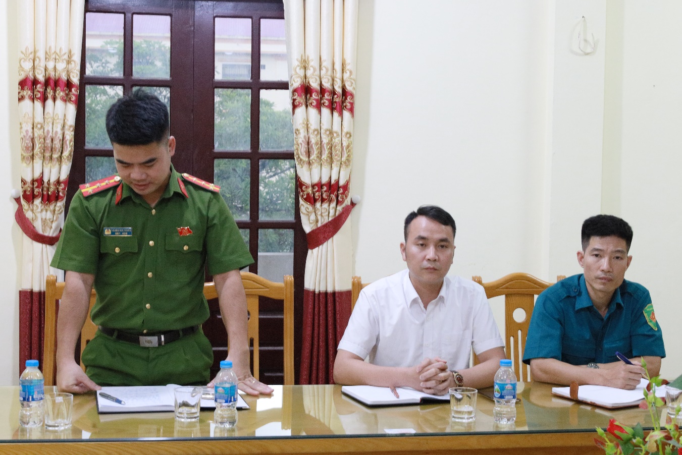 Trung tâm Văn hoá, Thông tin và Thể thao xã Cổ Đô tổ chức hội nghị triển khai chương trình văn hoá, văn nghệ, truyền hình trực tiếp lễ diễu binh, diễu hành, kỷ niệm 80 năm ngày Quốc khánh Nước Cộng Hoà Xã hội Chủ nghĩa Việt Nam của- Ảnh 3.
