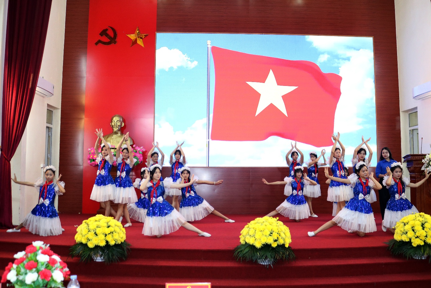 Hội nghị tổng kết chiến dịch thanh niên tình nguyện hè – Nâng bước chân em đến trường” năm 2025- Ảnh 2.