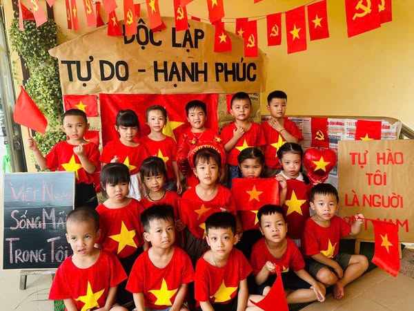 Thanh Oai rực rỡ cờ hoa mừng ngày Quốc khánh 2/9- Ảnh 4.