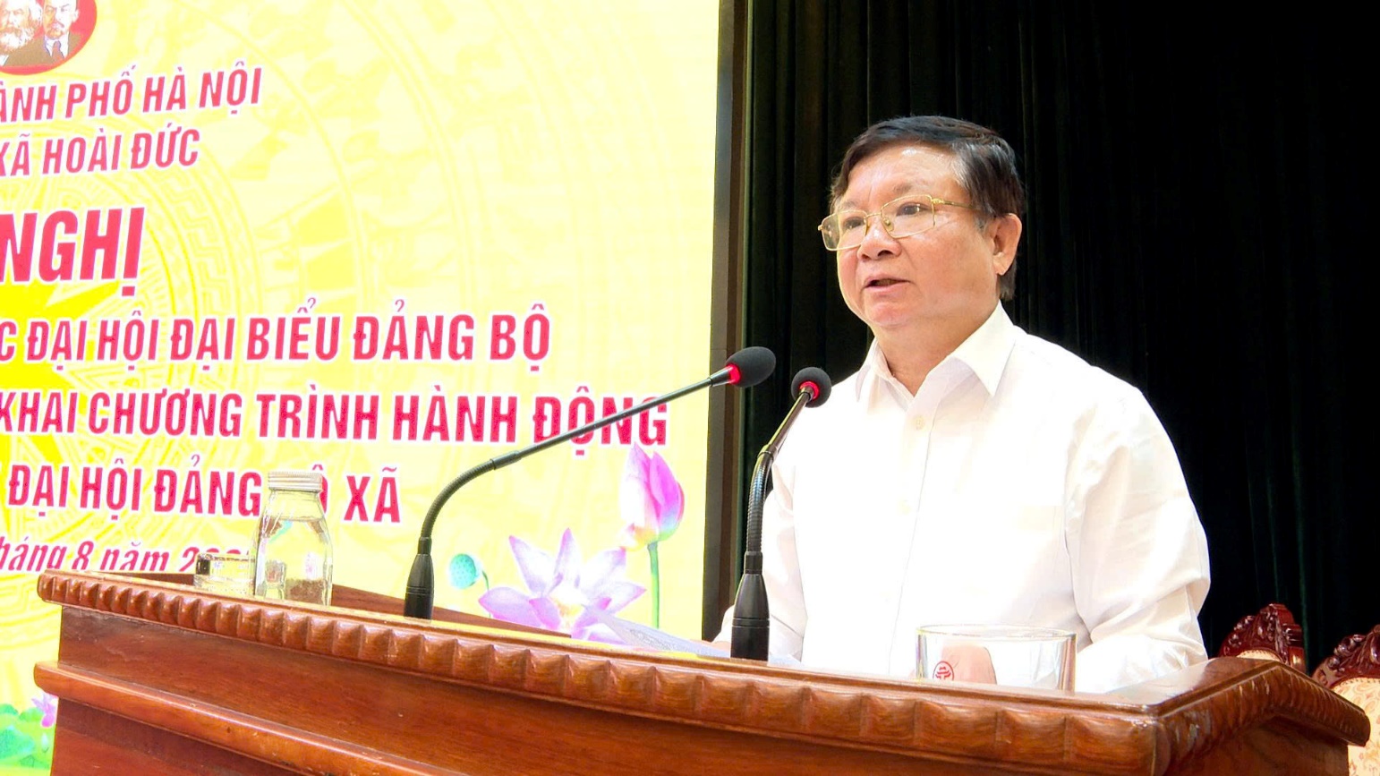 Đảng ủy xã Hoài Đức khen thưởng 10 tập thể, 21 cá nhân có thành tích xuất sắc trong công tác tổ chức Đại hội đại biểu Đảng bộ xã lần thứ I- Ảnh 7.