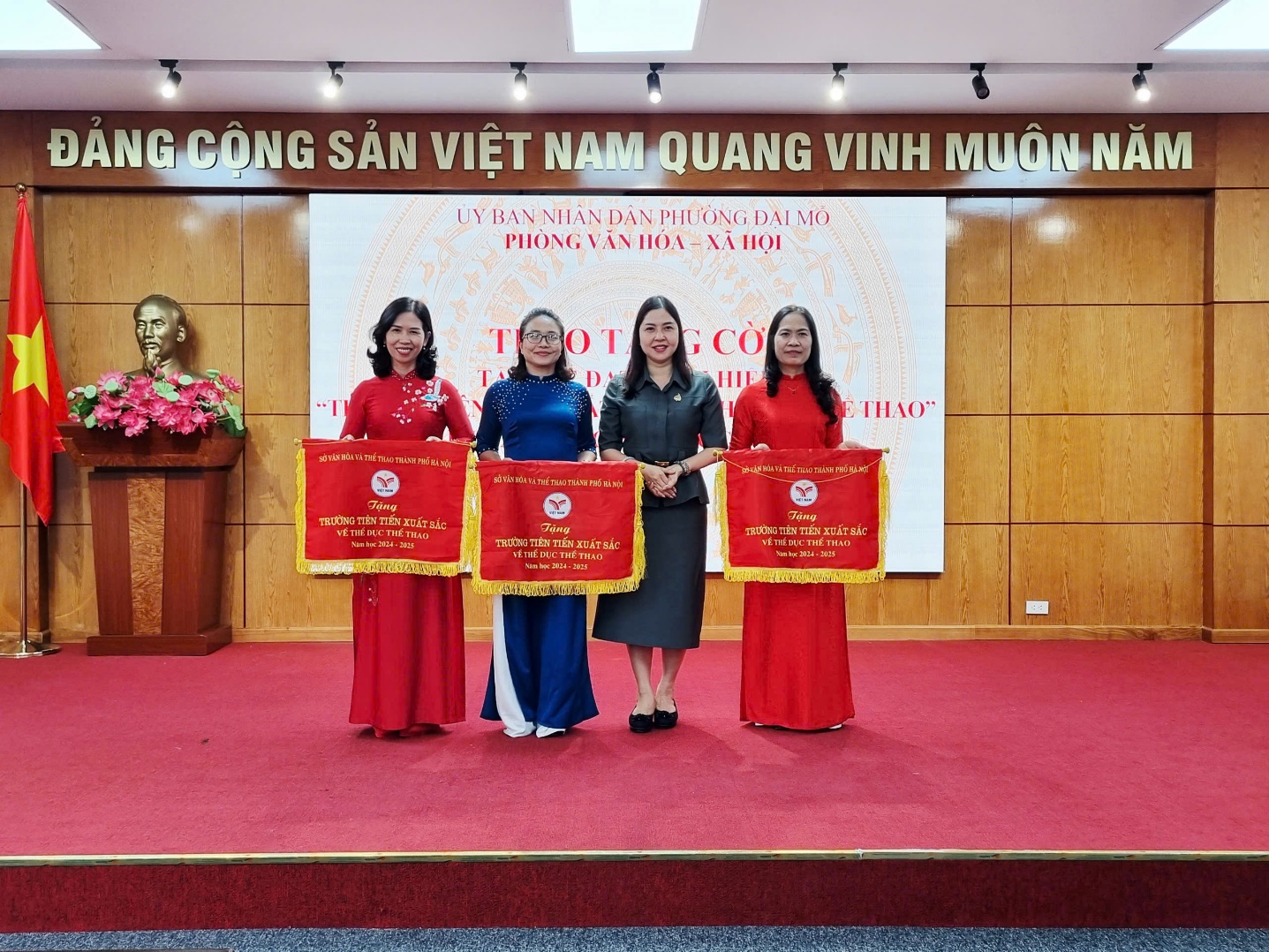 Phường Đại Mỗ tổ chức hội nghị tổng kết năm học 2024-2025, triển khai nhiệm vụ năm học 2025-2026- Ảnh 7.