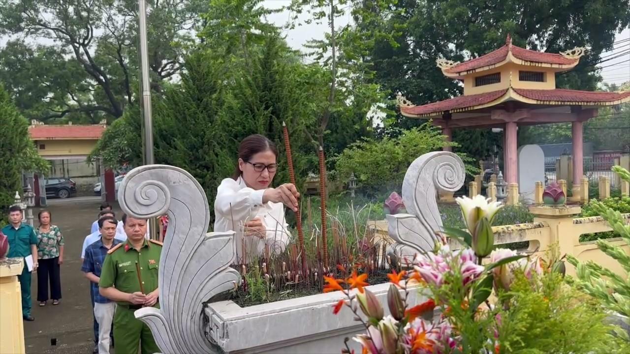 https://zalo-article-photo.zadn.vn/9fbeabc18b9362cd3b82#387744420
