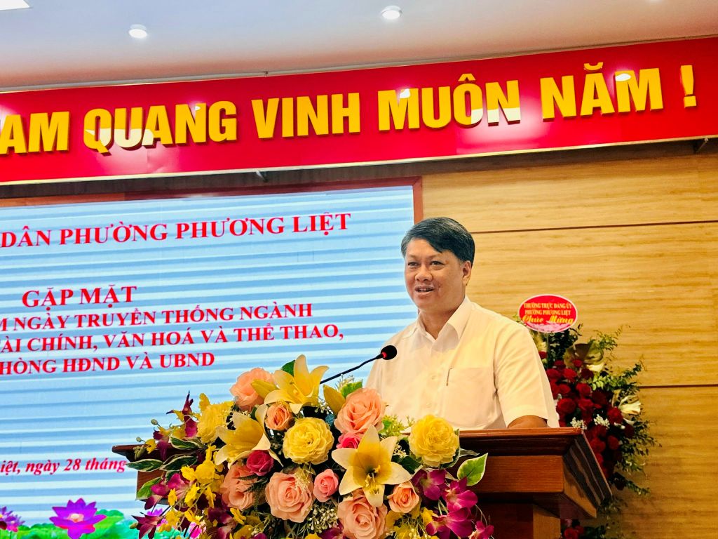 Phường Phương Liệt tổ chức Gặp mặt kỷ niệm 80 năm truyền thống ngành Nội vụ, Tư pháp, Tài chính, Văn hóa và Thể thao, Văn phòng HĐND và UBND- Ảnh 3.