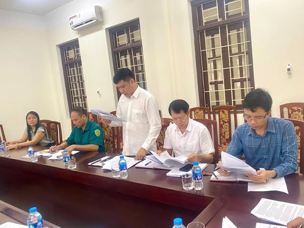UBND xã Suối Hai tổ chức họp phiên toàn thể đánh giá kết quả thực hiện nhiệm vụ tháng 8, triển khai phương hướng nhiệm vụ tháng 9 năm 2025.- Ảnh 2.