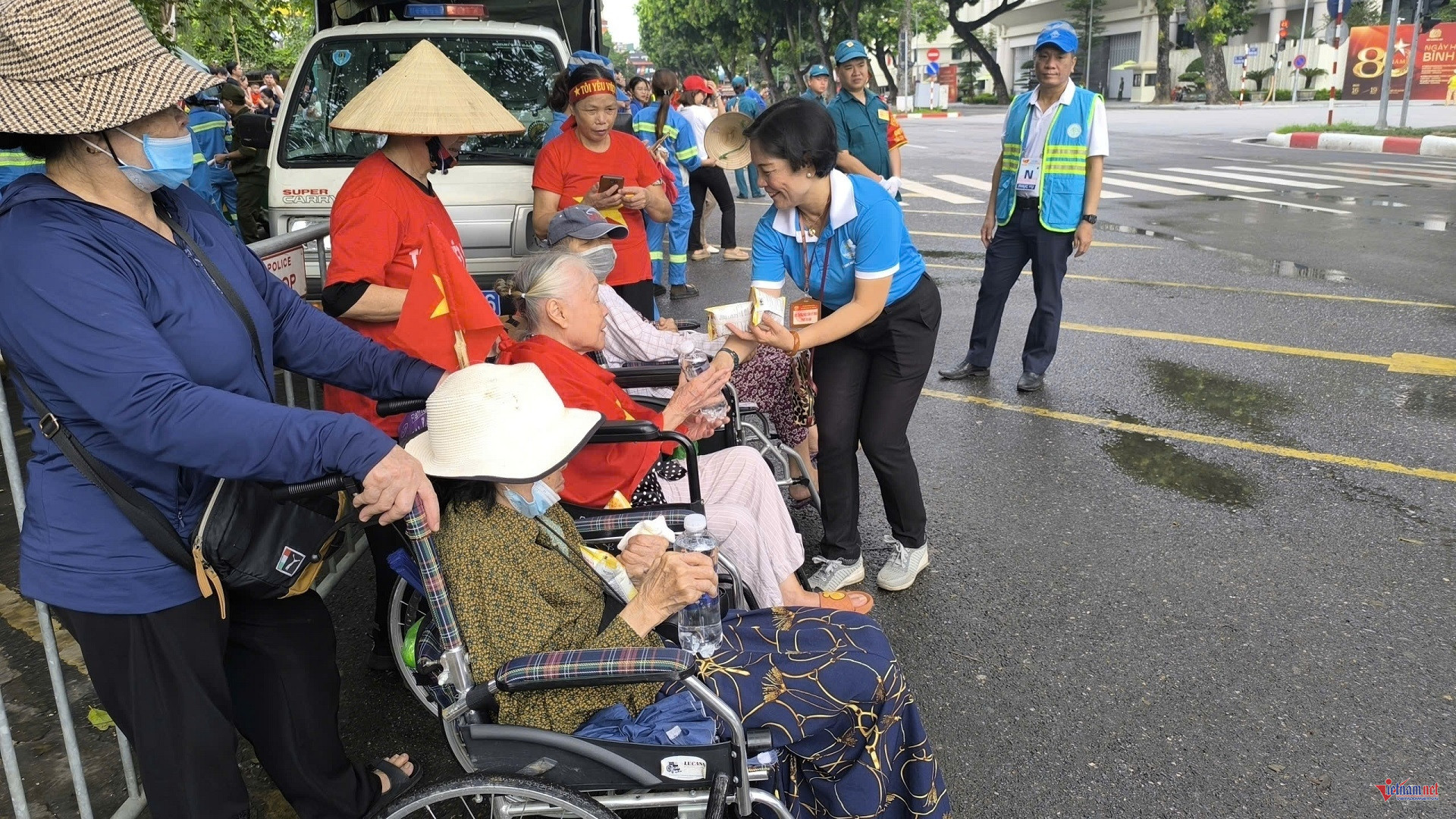Cựu chiến binh xúc động nhớ ngày diễu hành ở Quảng trường Ba Đình thời Bác Hồ- Ảnh 6.