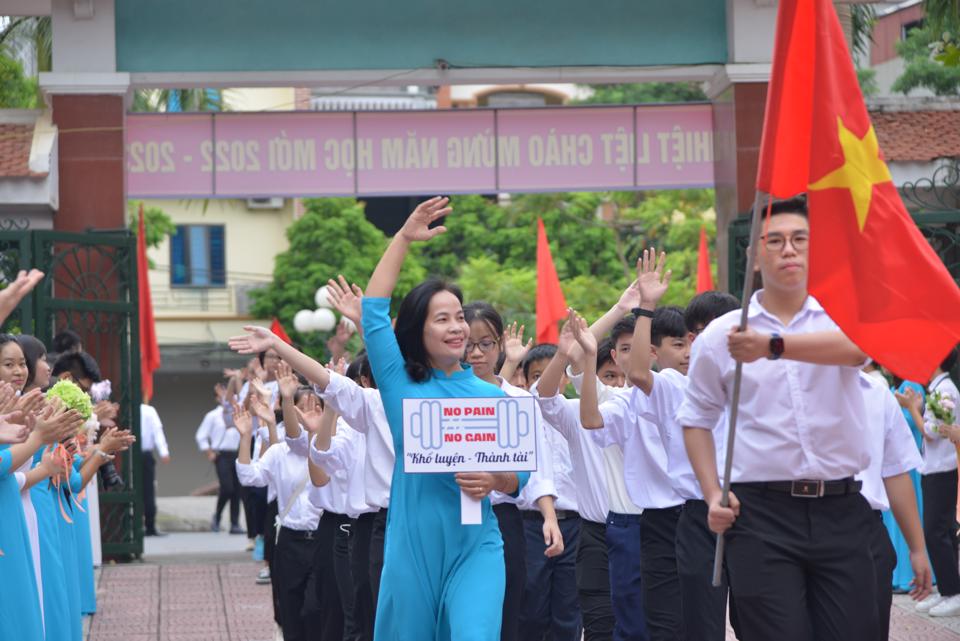 Tổ chức Lễ khai giảng năm học 2025 - 2026 gắn với kỷ niệm 80 năm thành lập Bộ Quốc gia Giáo dục- Ảnh 1.