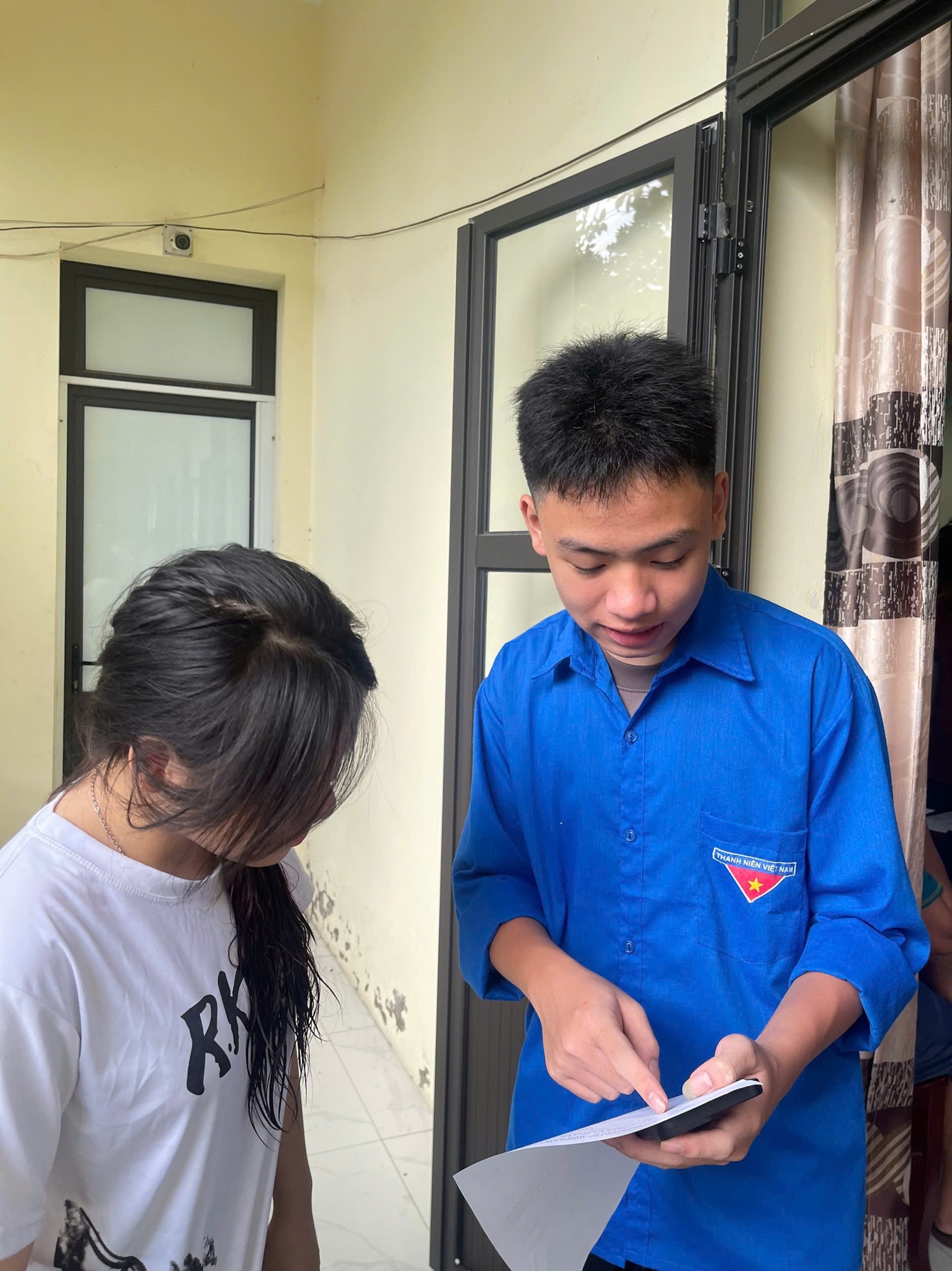 Người dân phường Thanh Liệt phấn khởi nhận quà của Chính Phủ nhân dịp Quốc khánh  2/9- Ảnh 3.