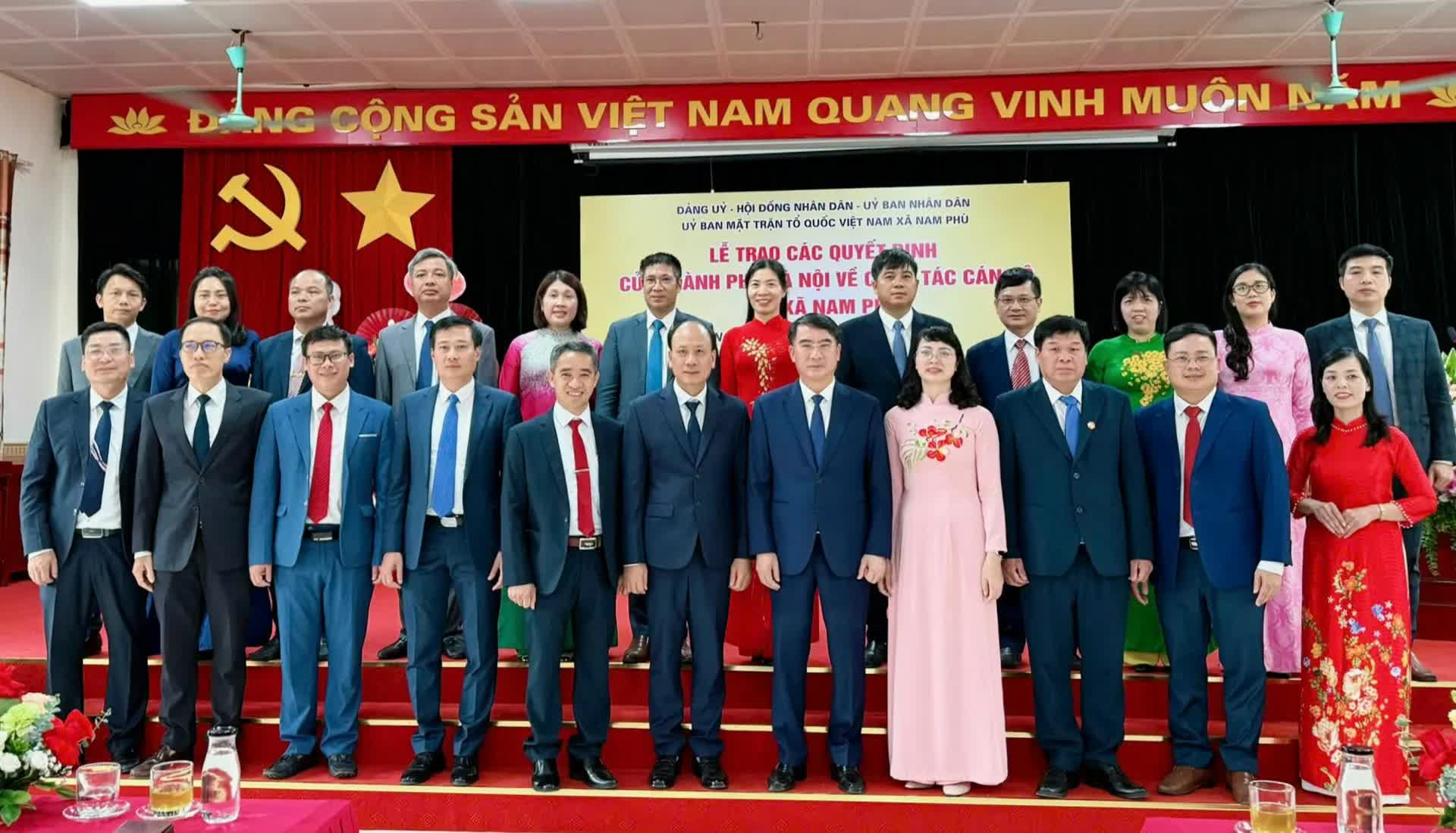 Bí thư Đảng ủy, Chủ tịch HĐND xã Nam Phù Vũ Anh Tú:
Đánh thức tiềm năng, xây dựng Nam Phù thành đô thị xanh, đáng sống- Ảnh 6.