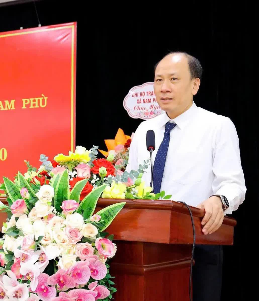 Bí thư Đảng ủy, Chủ tịch HĐND xã Nam Phù Vũ Anh Tú:
Đánh thức tiềm năng, xây dựng Nam Phù thành đô thị xanh, đáng sống- Ảnh 2.