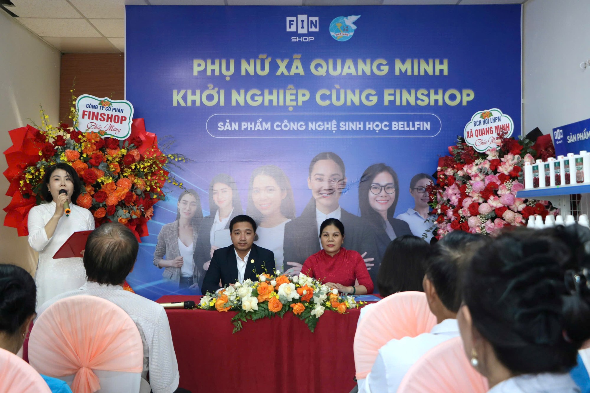 Hội LHPN xã Quang Minh ra mắt điểm hỗ trợ phụ nữ khởi nghiệp- Ảnh 1.