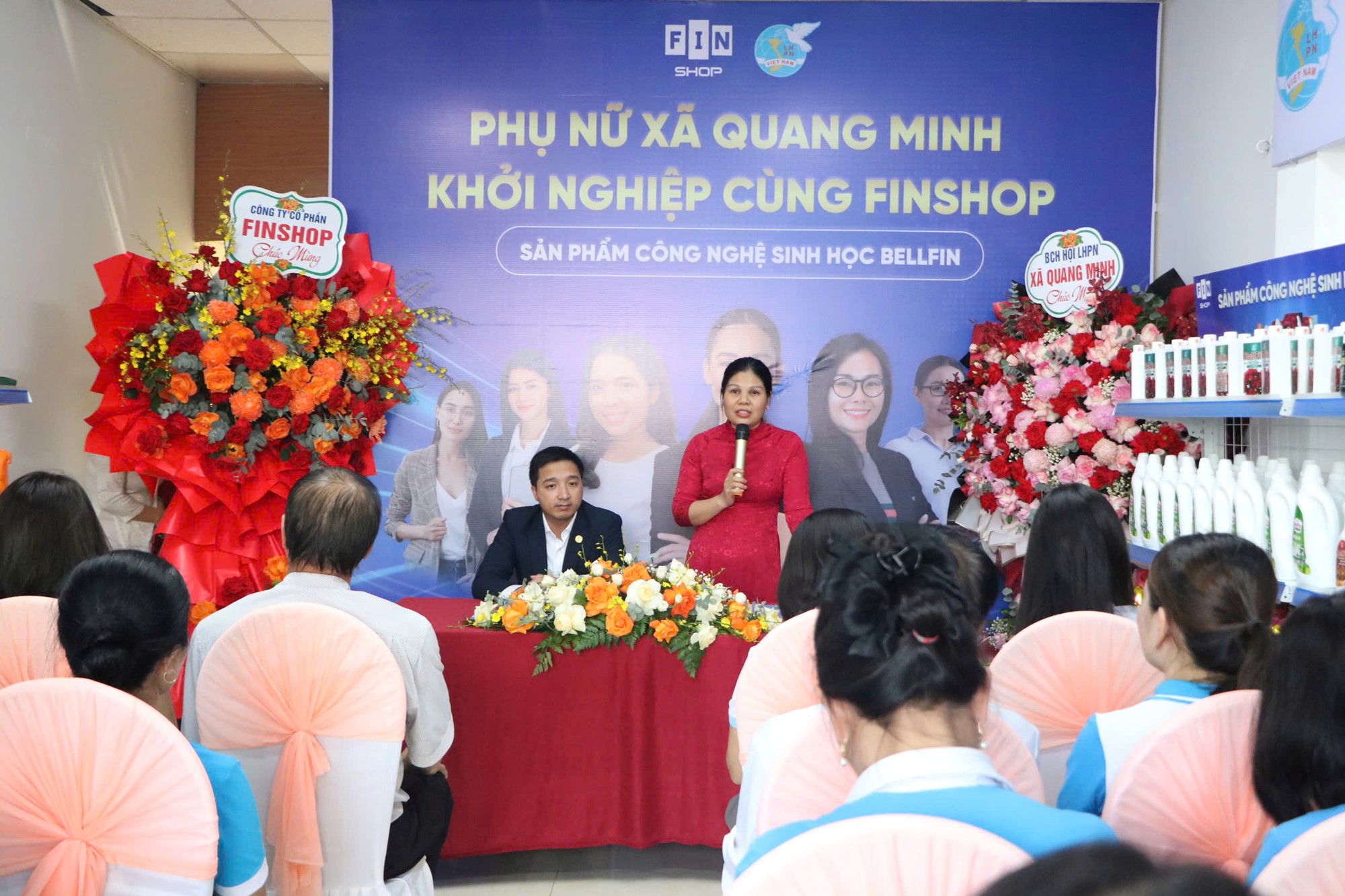 Hội LHPN xã Quang Minh ra mắt điểm hỗ trợ phụ nữ khởi nghiệp- Ảnh 4.