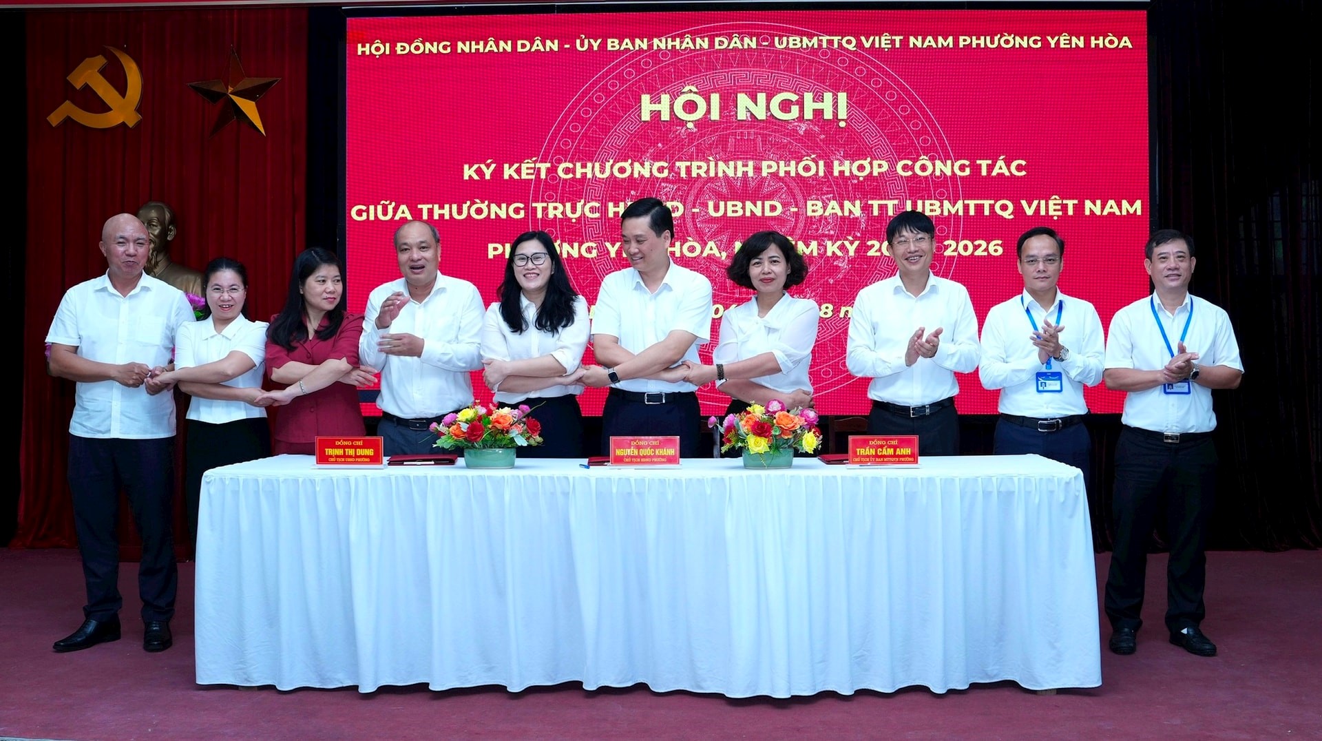 Phường Yên Hòa tổ chức ký kết chương trình phối hợp công tác nhiệm kỳ 2021-2026- Ảnh 1.