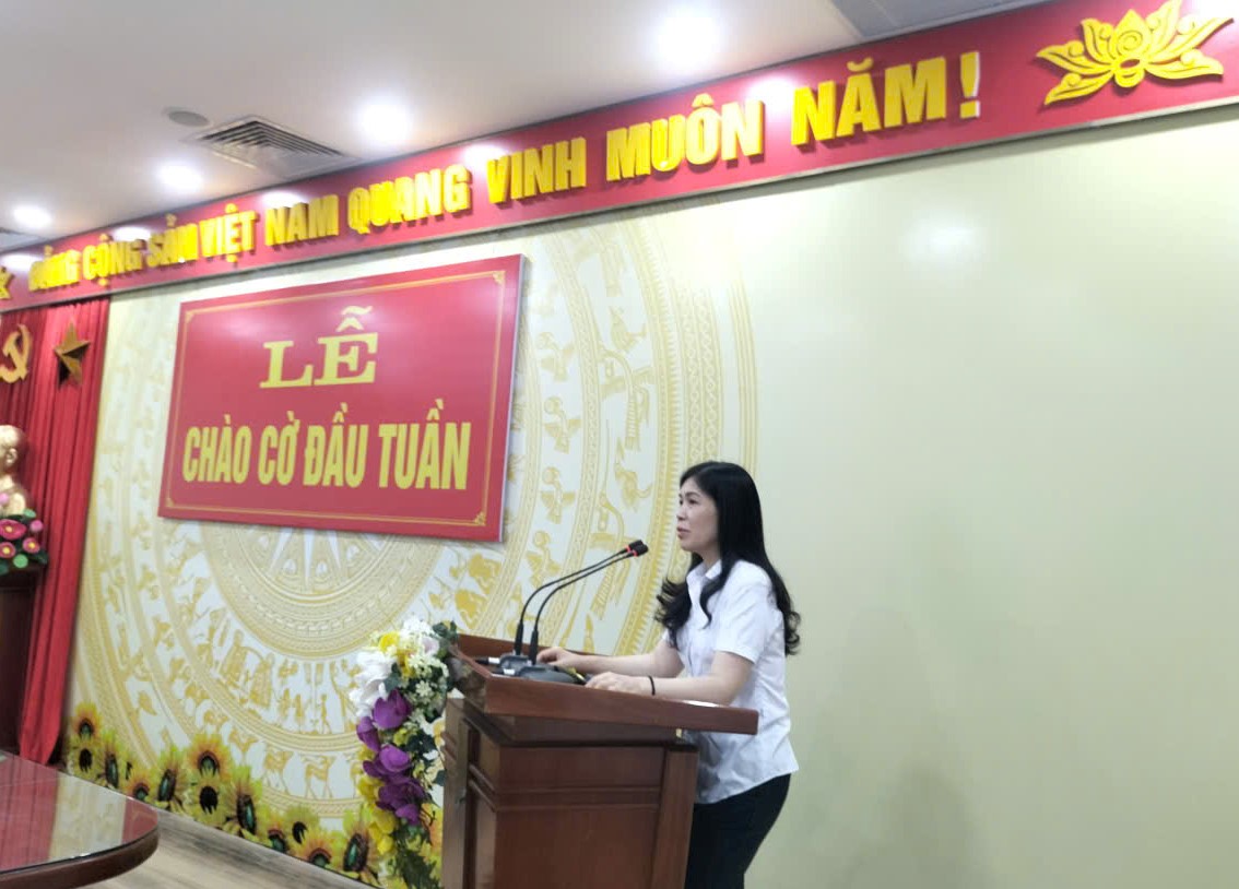 F:\Lễ chào cờ 4.8\z6871705693132_5a4fd0d9ef76e3712a3ab13071218330#.jpg