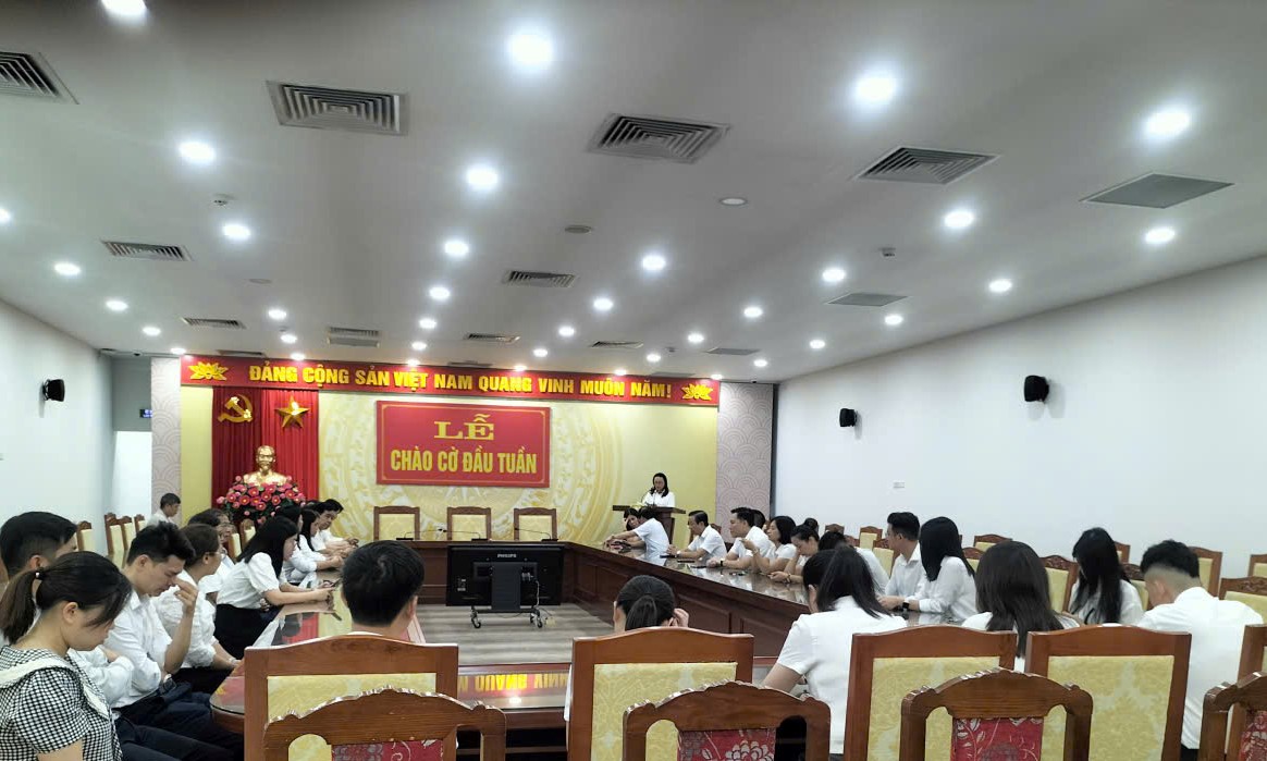 F:\Lễ chào cờ 4.8\z6871705698233_e4040ea2a5be369f9447162382a13866#.jpg