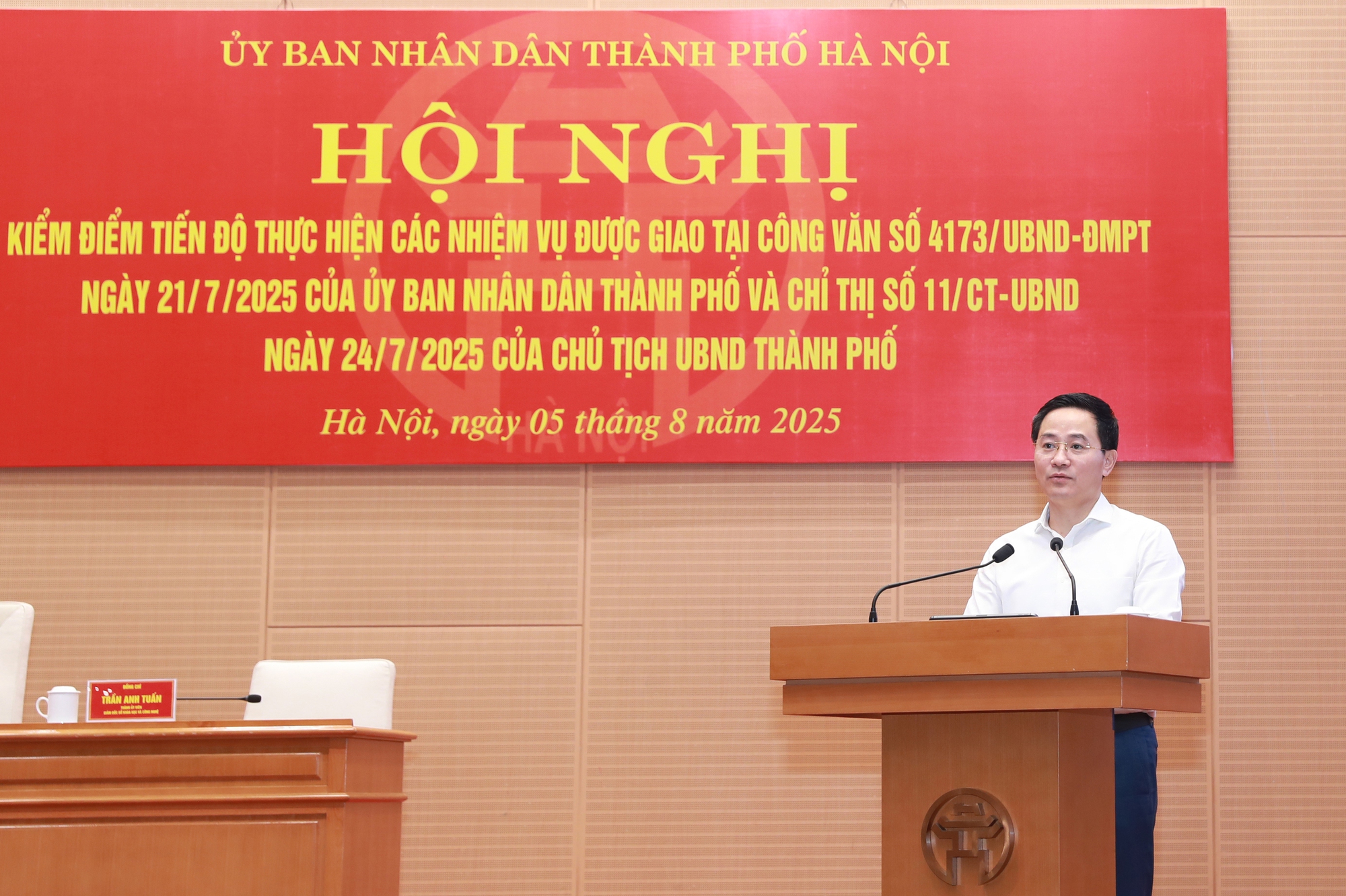 Thẳng thắn nhận diện những khó khăn, vướng mắc trong công tác tiếp nhận và giải quyết TTHC- Ảnh 4.