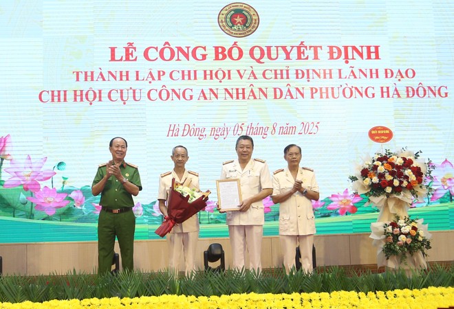 Thành lập Chi hội Cựu Công an nhân dân phường Hà Đông- Ảnh 2.