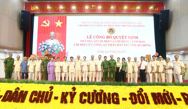 Thành lập Chi hội Cựu Công an nhân dân phường Hà Đông- Ảnh 10.