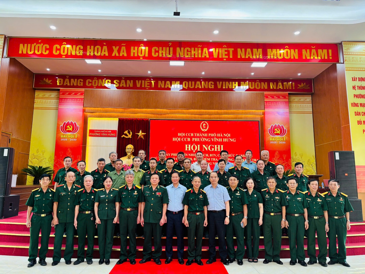 Hội nghị lấy phiếu tín nhiệm BCH, BTV, Chủ tịch, Phó Chủ tịch, Ban kiểm tra, trưởng Ban kiểm tra Hội CCB phường Vĩnh Hưng- Ảnh 1.
