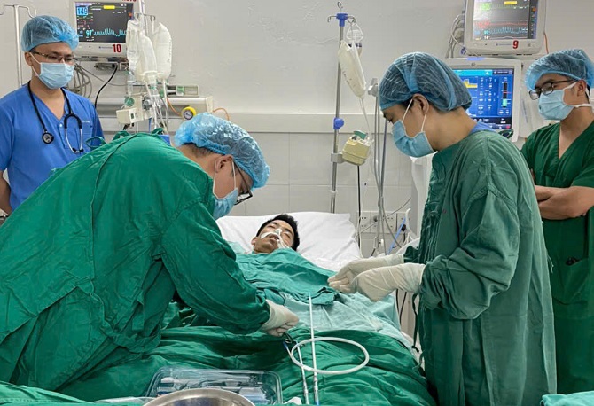 https://soyte.hanoi.gov.vn/documents/8339173/9014351/gen-h-z6873281428666_1668a20494c96033b09562b06d3a785f.jpg/d7fd28cd-3394-41c9-a894-5feb4bbd8cba?t=1754310478455