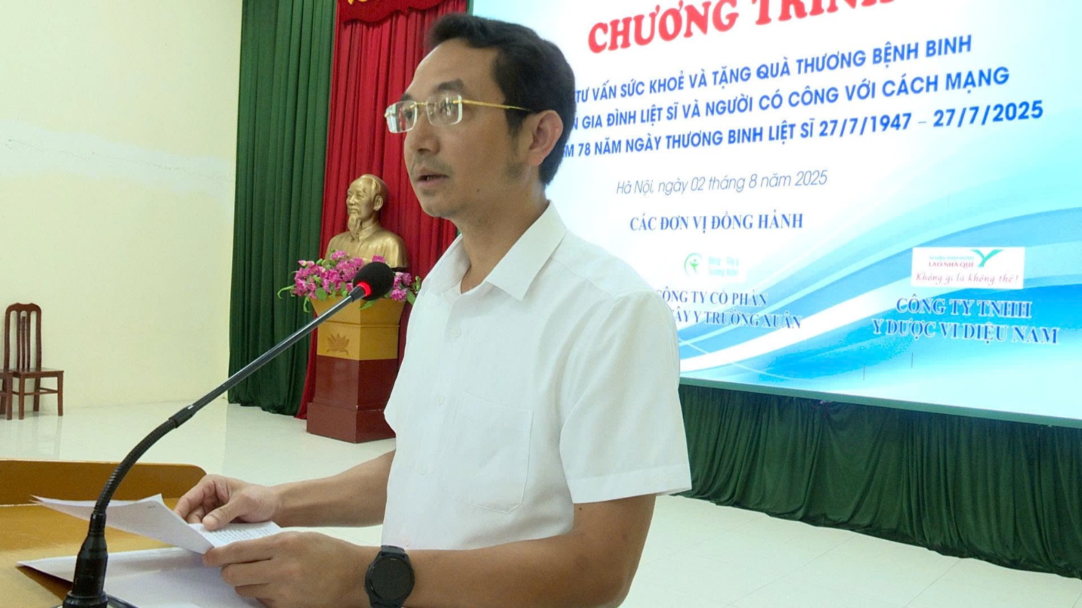 Sơn Đồng khám, tư vấn chăm sóc sức khỏe đối tượng chính sách có công trên địa bàn xã- Ảnh 2.