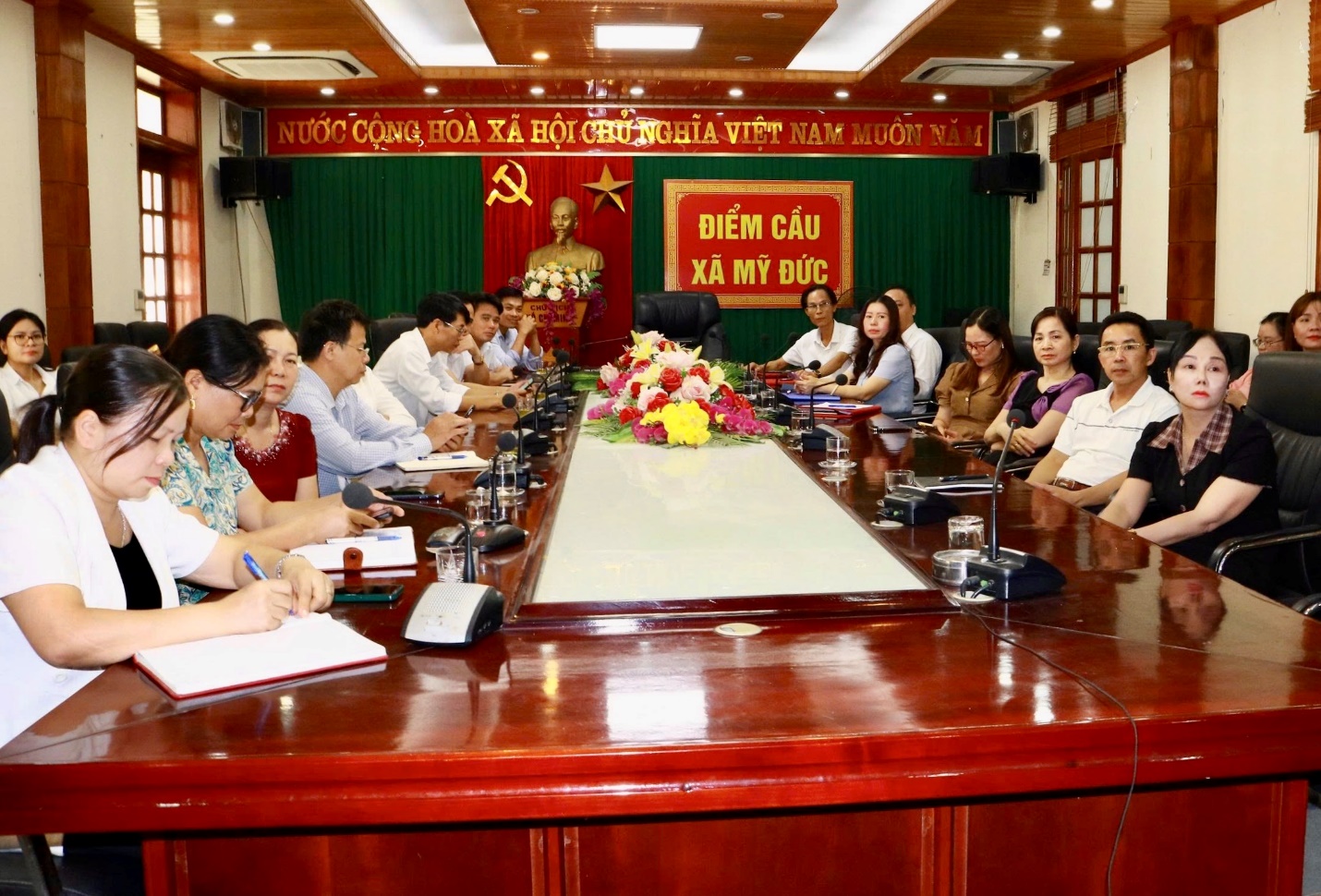 Hội nghị triển khai phân cấp quản lý nhà nước về giáo dục theo mô hình chính quyền địa phương hai cấp- Ảnh 2.