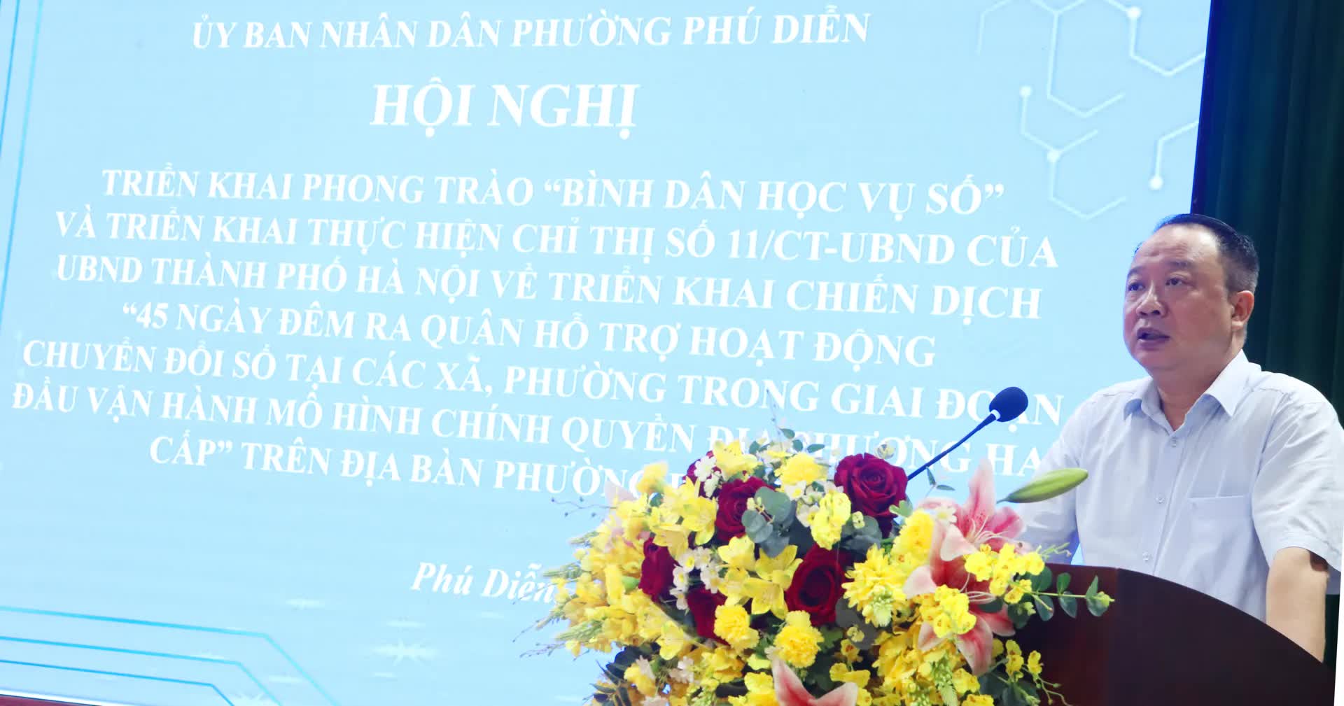 “45 ngày đêm” thần tốc phổ cập kỹ năng số cho người dân phường Phú Diễn- Ảnh 2.