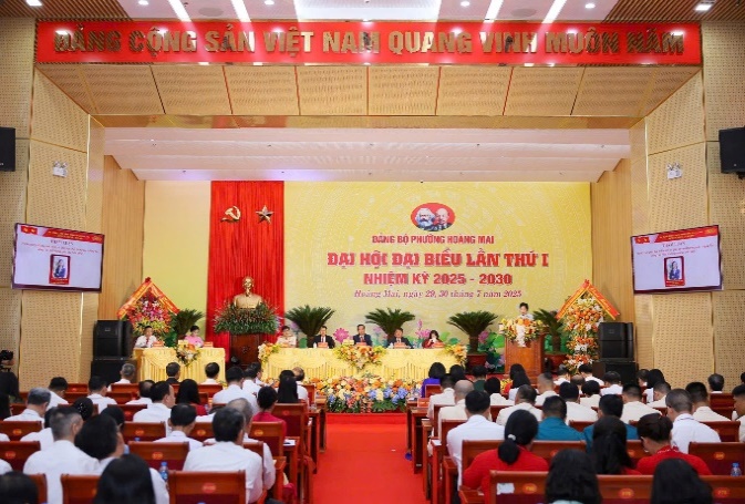 GIÁO VIÊN VÀ HỌC SINH TRƯỜNG THCS HOÀNG MAI VINH DỰ THAM DỰ ĐẠI HỘI ĐẢNG BỘ PHƯỜNG HOÀNG MAI LẦN THỨ I NHIỆM KỲ 2025-2030- Ảnh 2.