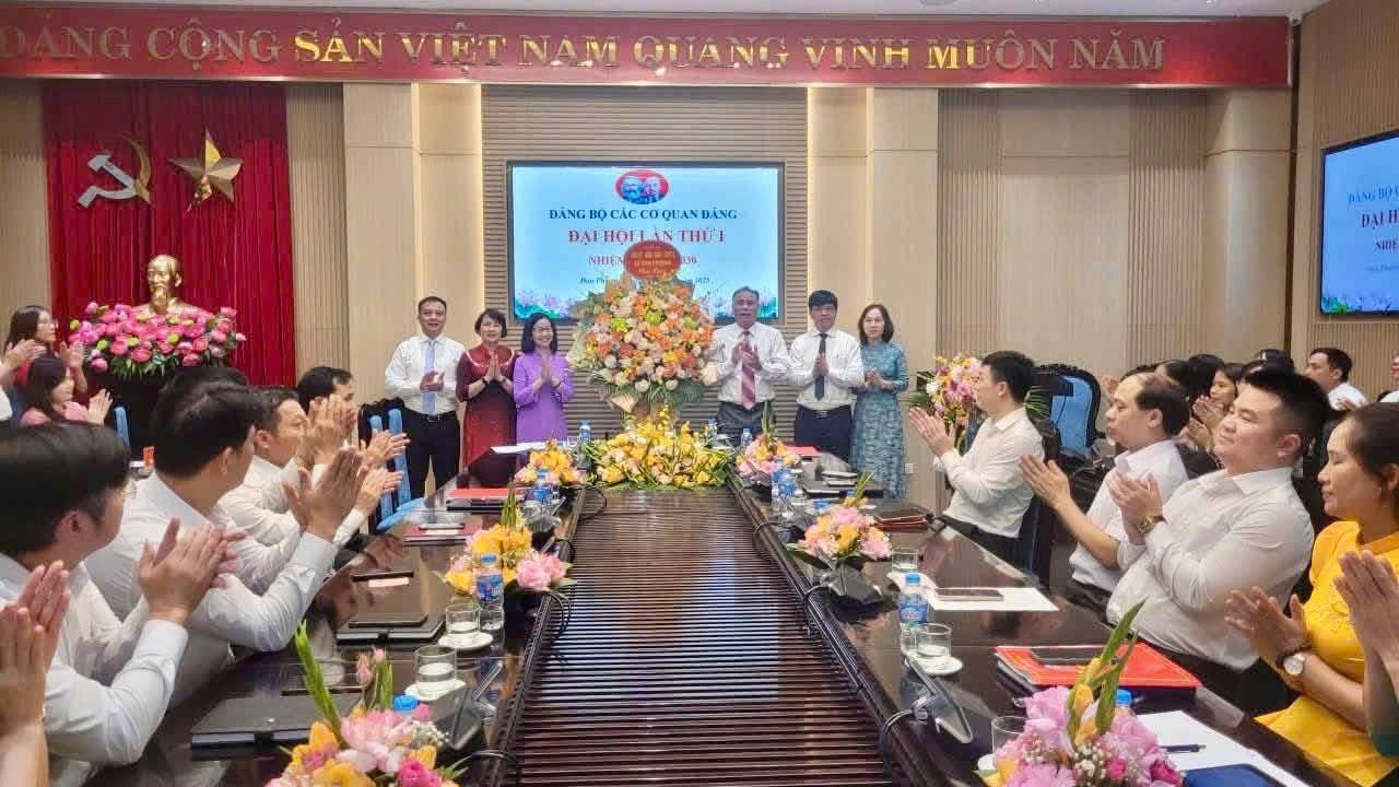 169 đại biểu dự Đại hội đại biểu Đảng bộ xã Đan Phượng lần thứ nhất, nhiệm kỳ 2025-2030.- Ảnh 1.