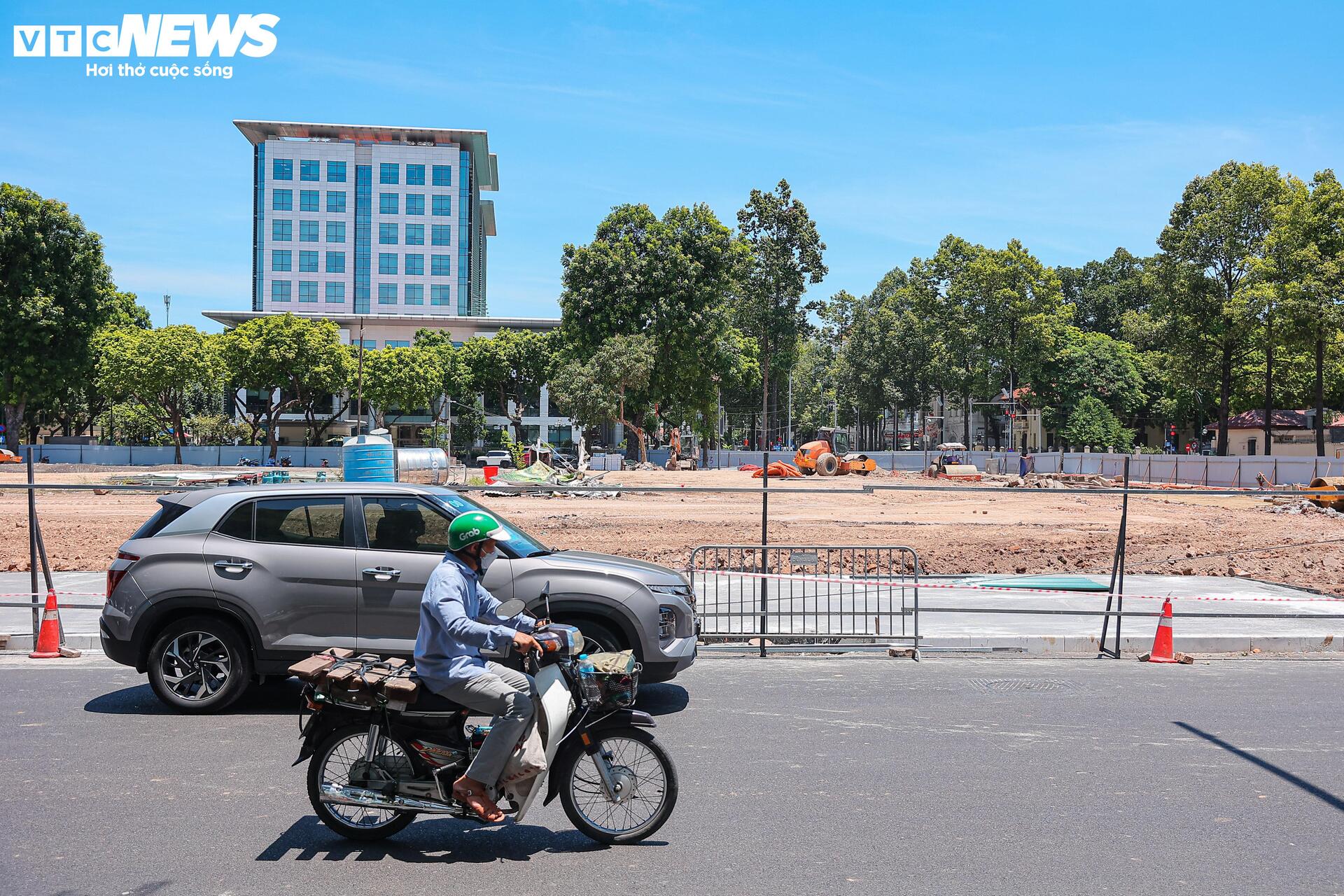 Toàn cảnh khán đài tại Quảng trường Ba Đình phục vụ lễ Quốc khánh 2/9- Ảnh 15.