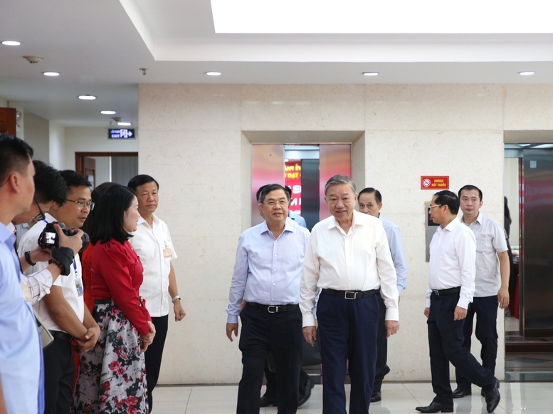 Ra mắt 3 nền tảng số phục vụ triển khai Nghị quyết số 57- Ảnh 2.