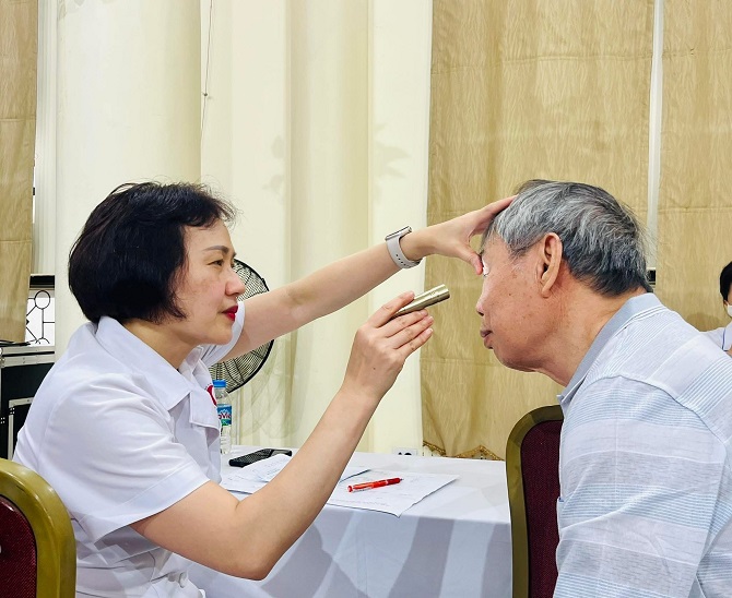 https://soyte.hanoi.gov.vn/documents/5065328/9020689/IMG_1948.jpeg/5c1c5a34-2620-41d8-ba94-fc5461eb3111?t=1754478559674