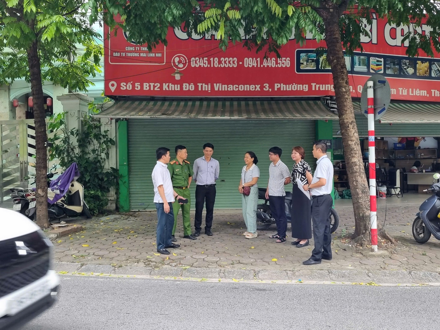 Ban Kinh tế - Ngân sách HĐND phường Đại Mỗ khảo sát công tác bảo đảm trật tự văn minh đô thị- Ảnh 1.