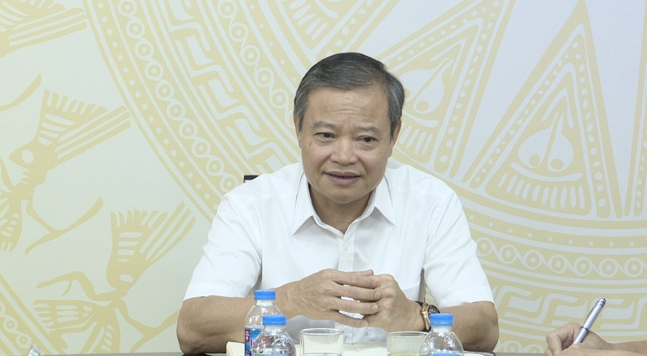 Đồng chí Phó Bí thư Đảng ủy, Chủ tịch UBND xã An Khánh Hồ Trung Nghĩa làm việc với Ban Quản lý Dự án đầu tư - hạ tầng- Ảnh 7.