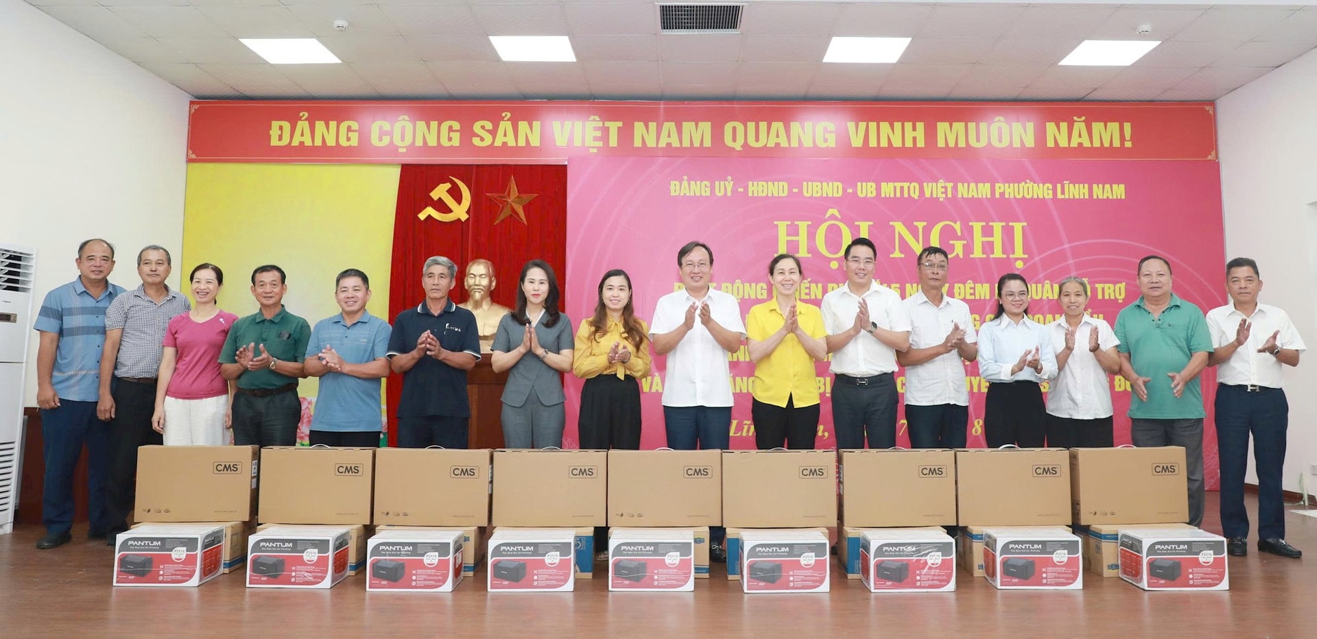 Phường Lĩnh Nam quyết tâm tạo đột phá trong chuyển đổi số với chiến dịch “45 ngày đêm”- Ảnh 5.