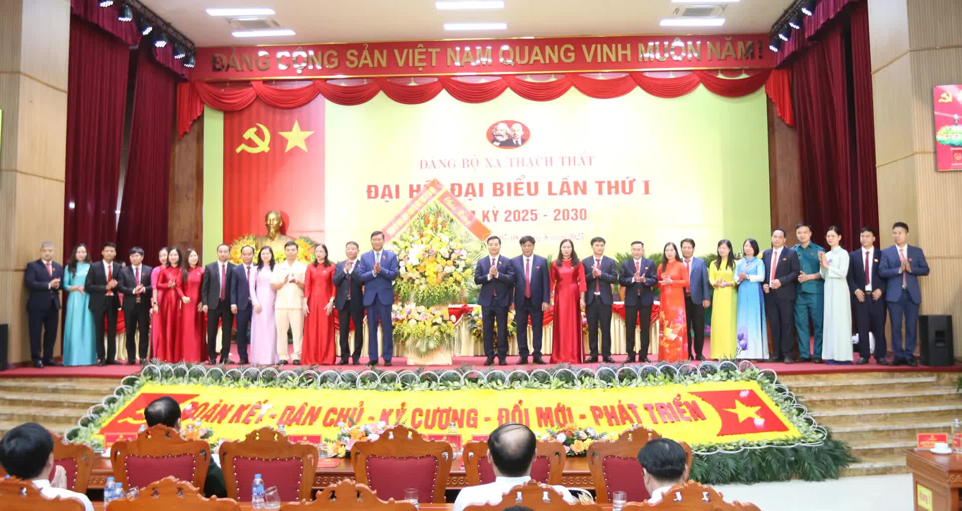 Xây dựng xã Thạch Thất văn minh, hiện đại, Nhân dân hạnh phúc- Ảnh 5.