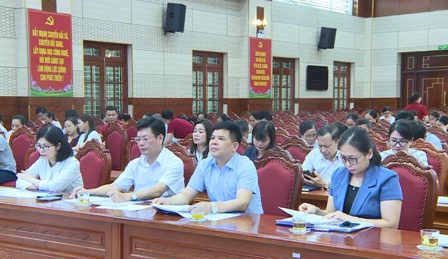 Xã Phúc Thọ phát động Phong trào "Bình dân học vụ số" và triển khai Chiến dịch "45 ngày đêm ra quân hỗ trợ hoạt động chuyển đổi số"- Ảnh 3.