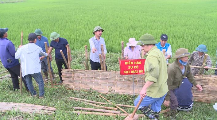 Xã Phúc Lộc tổ chức Diễn tập thực hành xử lý một số tình huống trong công tác phòng, chống thiên tai- Ảnh 8.