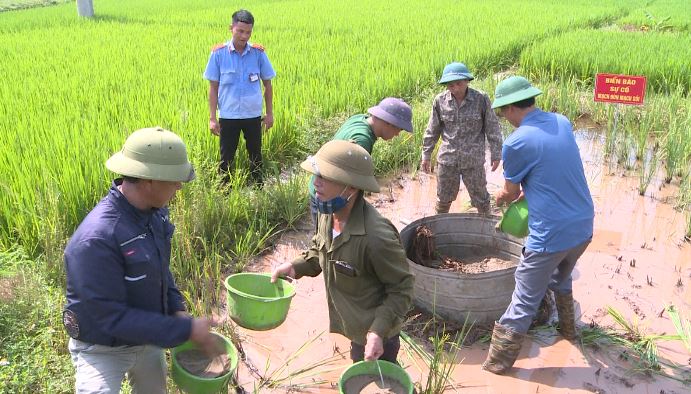 Xã Phúc Lộc tổ chức Diễn tập thực hành xử lý một số tình huống trong công tác phòng, chống thiên tai- Ảnh 11.