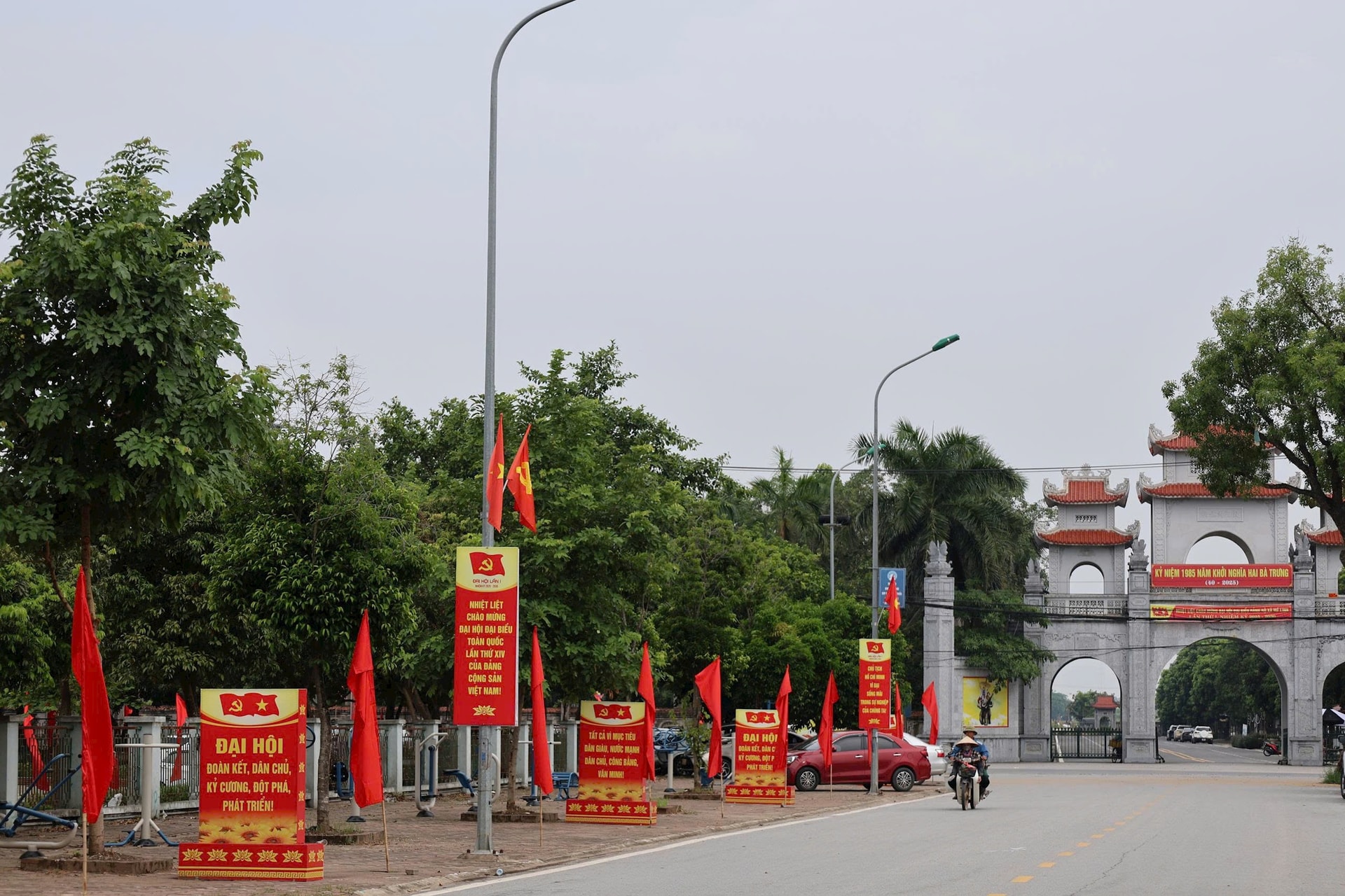 Đại hội đại biểu Đảng bộ xã Mê Linh lần thứ I, nhiệm kỳ 2025-2030:Phát huy truyền thống Anh hùng, khơi dậy khát vọng phát triển- Ảnh 7.