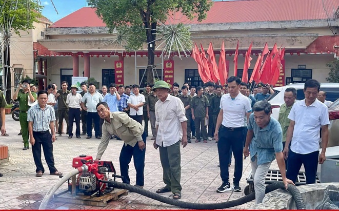 Tập huấn kỹ năng PCCC cho lực lượng an ninh trật tự cơ sở- Ảnh 2.