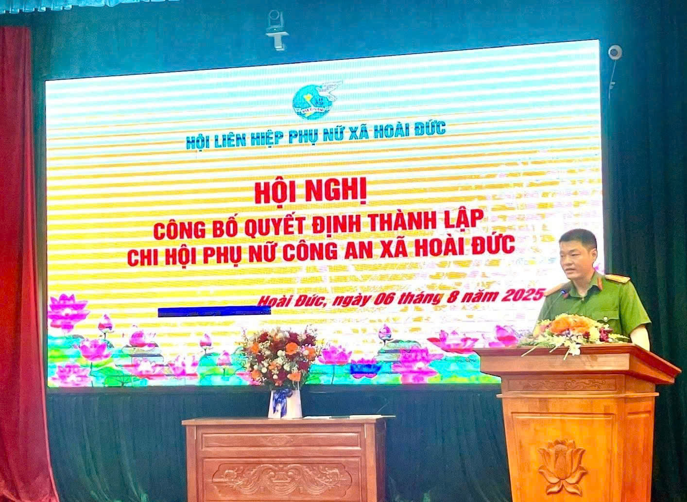 Hội LHPN xã công bố Quyết định thành lập Chi hội phụ nữ công an xã Hoài Đức- Ảnh 2.