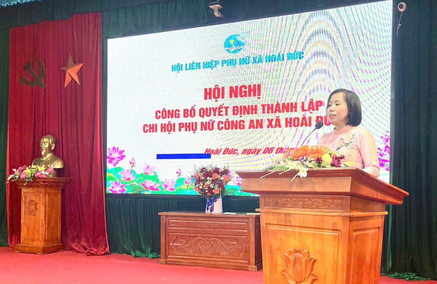 Hội LHPN xã công bố Quyết định thành lập Chi hội phụ nữ công an xã Hoài Đức- Ảnh 3.