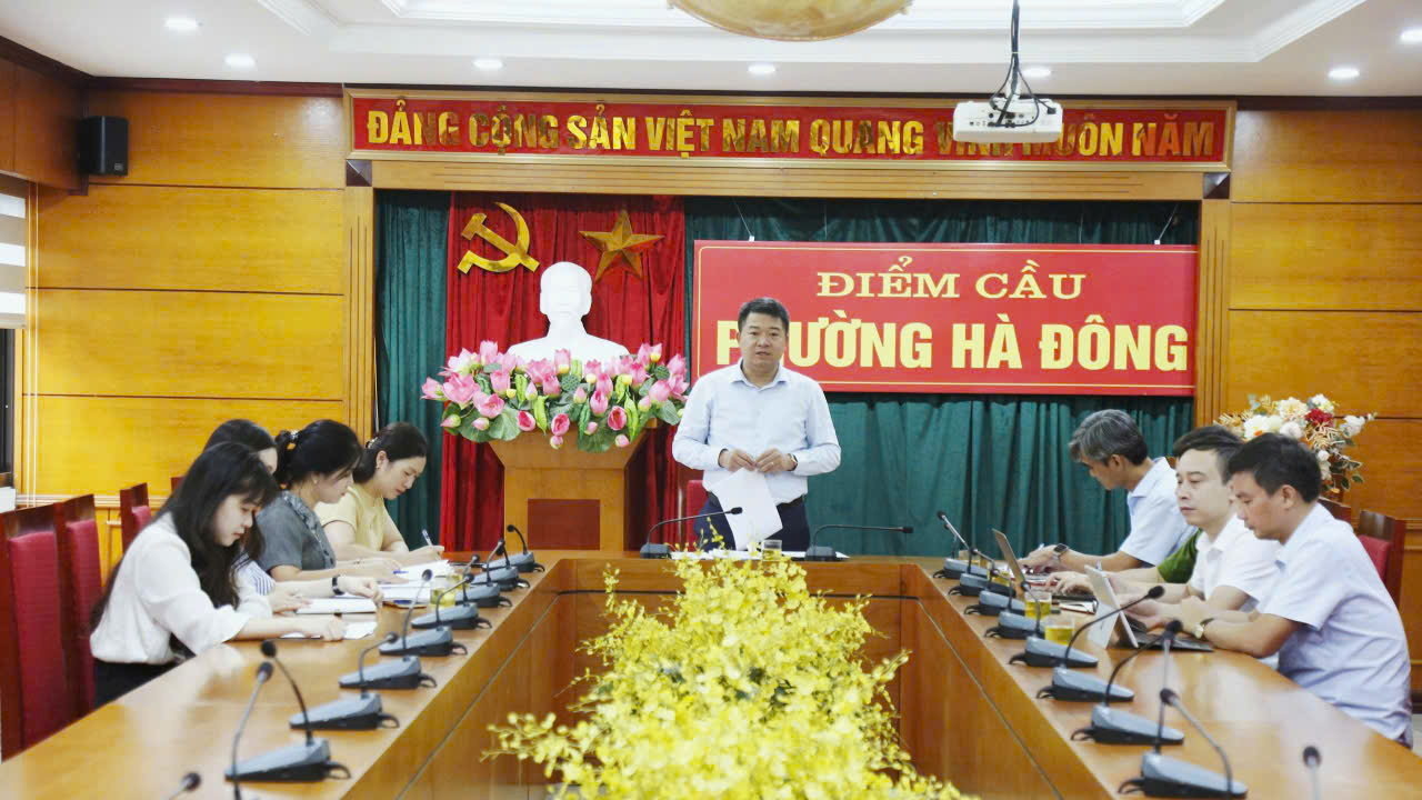 Phường Hà Đông giao ban BCĐ về phát triển khoa học, đổi mới, sáng tạo, chuyển đổi số, CCHC và Đề án 06- Ảnh 2.