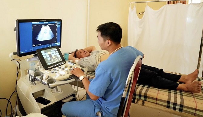 BVĐK Sơn Tây: Cải thiện tinh thần thái độ phục vụ người bệnh để đáp ứng tốt nhu cầu khám chữa bệnh ngày càng cao của nhân dân- Ảnh 1.